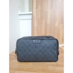 GUCCI GG Supreme Monogram Toiletry Case Black Grey