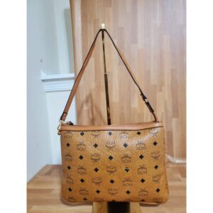 MCM Visetos Large Pochette