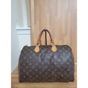 LOUIS VUITTON Monogram Speedy 35