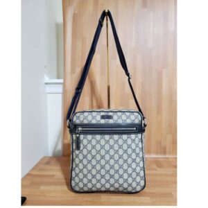 Gucci GG Supreme Crossbody Bag Navy Blue Messenger/ Crossbody Bag