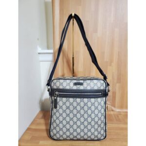 Gucci GG Supreme Crossbody Bag Navy Blue Messenger/ Crossbody Bag
