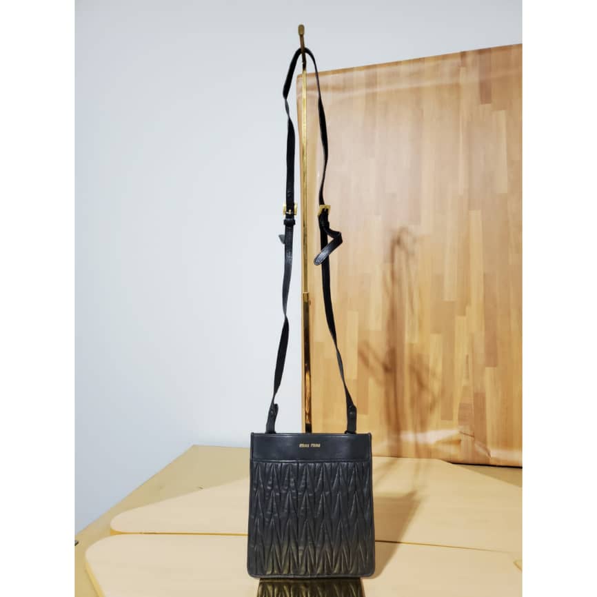 MIU MIU Diagonal Flat Crossbody/Shoulder Bag Materasse Black