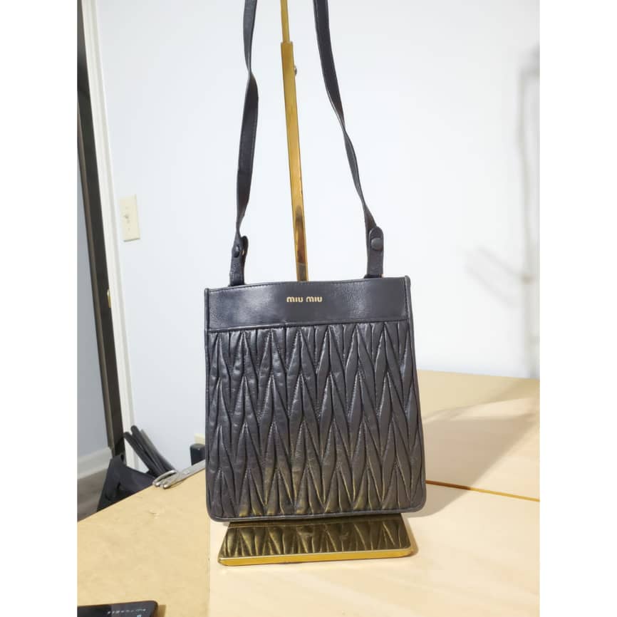 MIU MIU Diagonal Flat Crossbody/Shoulder Bag Materasse Black - Image 5