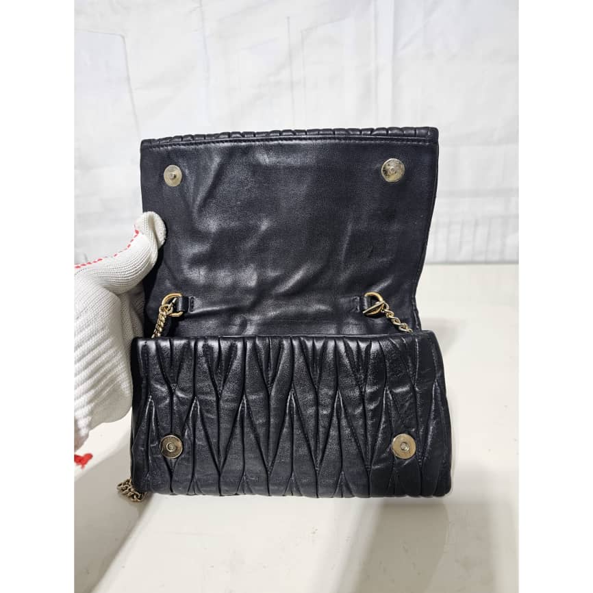 Miu Miu Black Matelassé Leather Chain Crossbody - Image 8