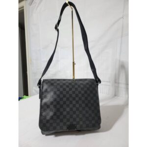 LOUIS VUITTON Damier Graphite District MM Messenger Bag