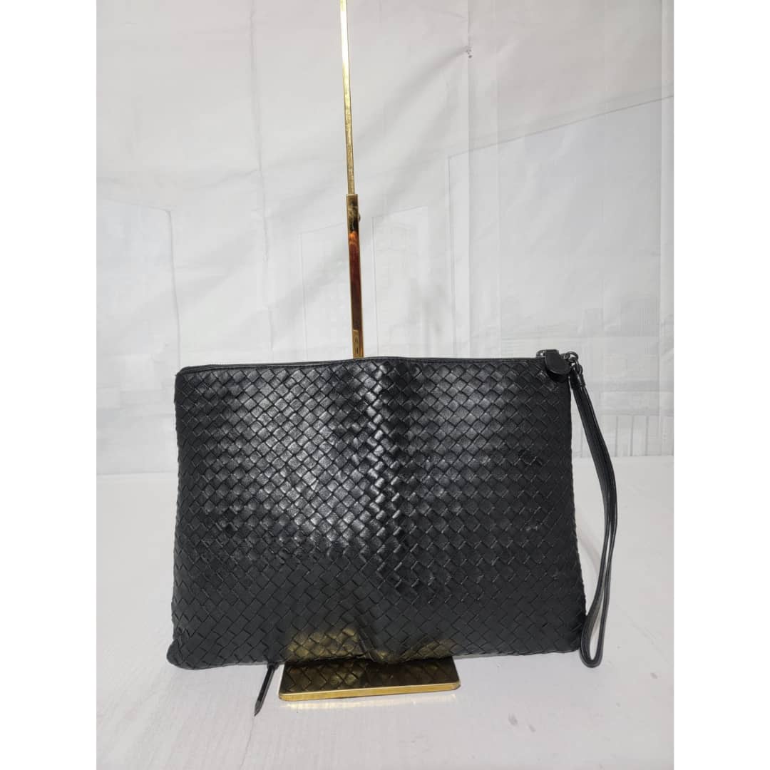 Bottega Veneta Intrecciato Clutch/Wristlet Black - Image 2