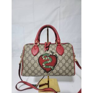 GUCCI GG Supreme Monogram Kingsnake Heart Embroidered Small Boston Bag Red