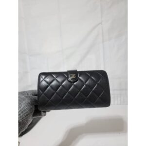 CHANEL Bi-fold Long Wallet Matelasse Lambskin Black