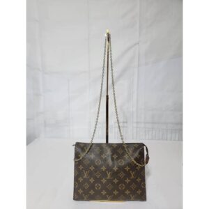 LOUIS VUITTON Monogram Toiletry Pouch 26 With Chain
