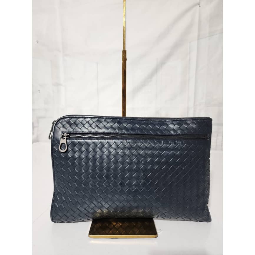 Bottega Veneta Intrecciato Leather Zip Clutch Navy Blue - Image 7