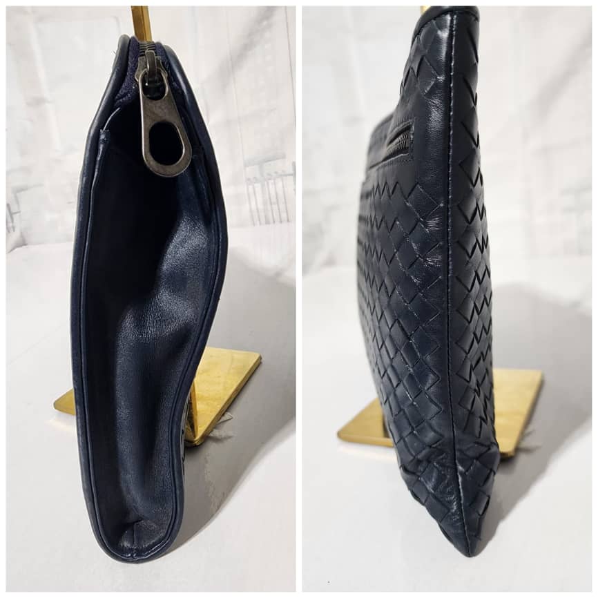 Bottega Veneta Intrecciato Leather Zip Clutch Navy Blue - Image 8
