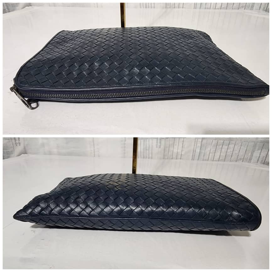 Bottega Veneta Intrecciato Leather Zip Clutch Navy Blue - Image 9