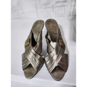 GUCCI Patent Hysteria Clogs Shoe Size 40C