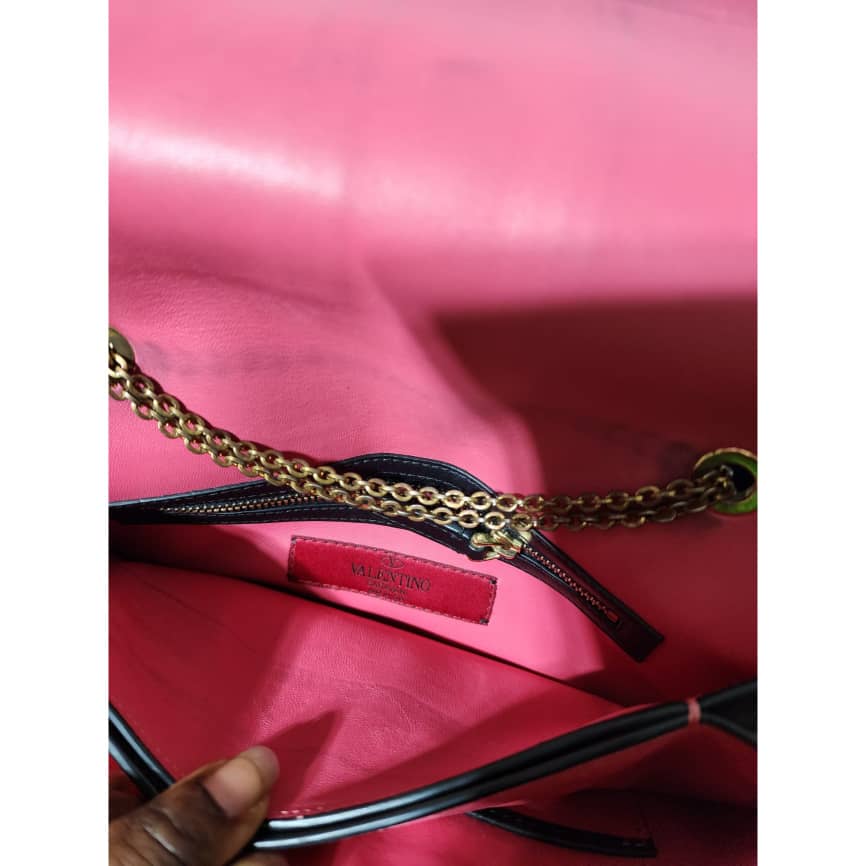 VALENTINO GARAVANI Calfskin Carmen Shoulder Bag Black/Deep Rose Pink - Image 13